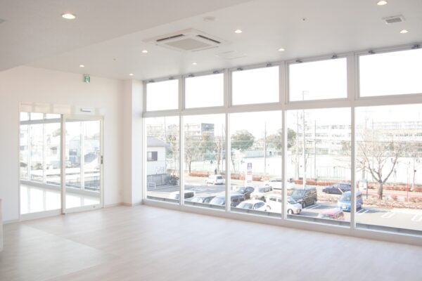 ウエイティングルーム